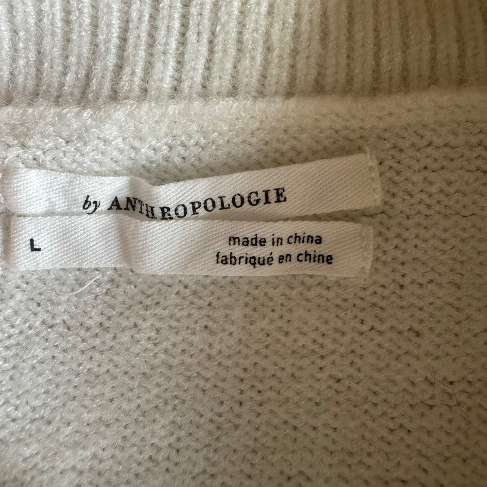 Anthropologie crème colored off shoulder sweater size large - Picture 4 of 6